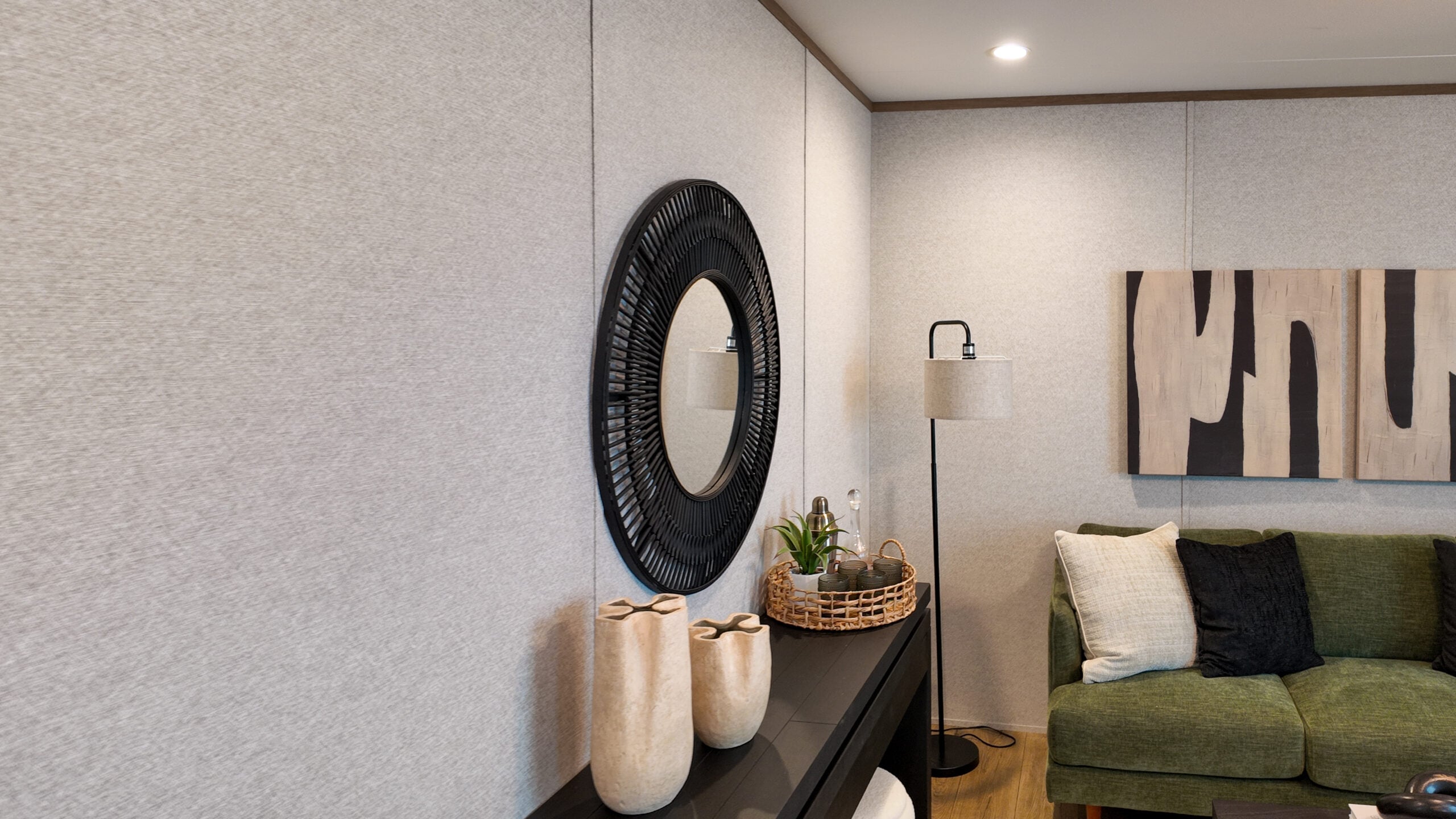 Laminated wall panel installation in a commercial modular unit
