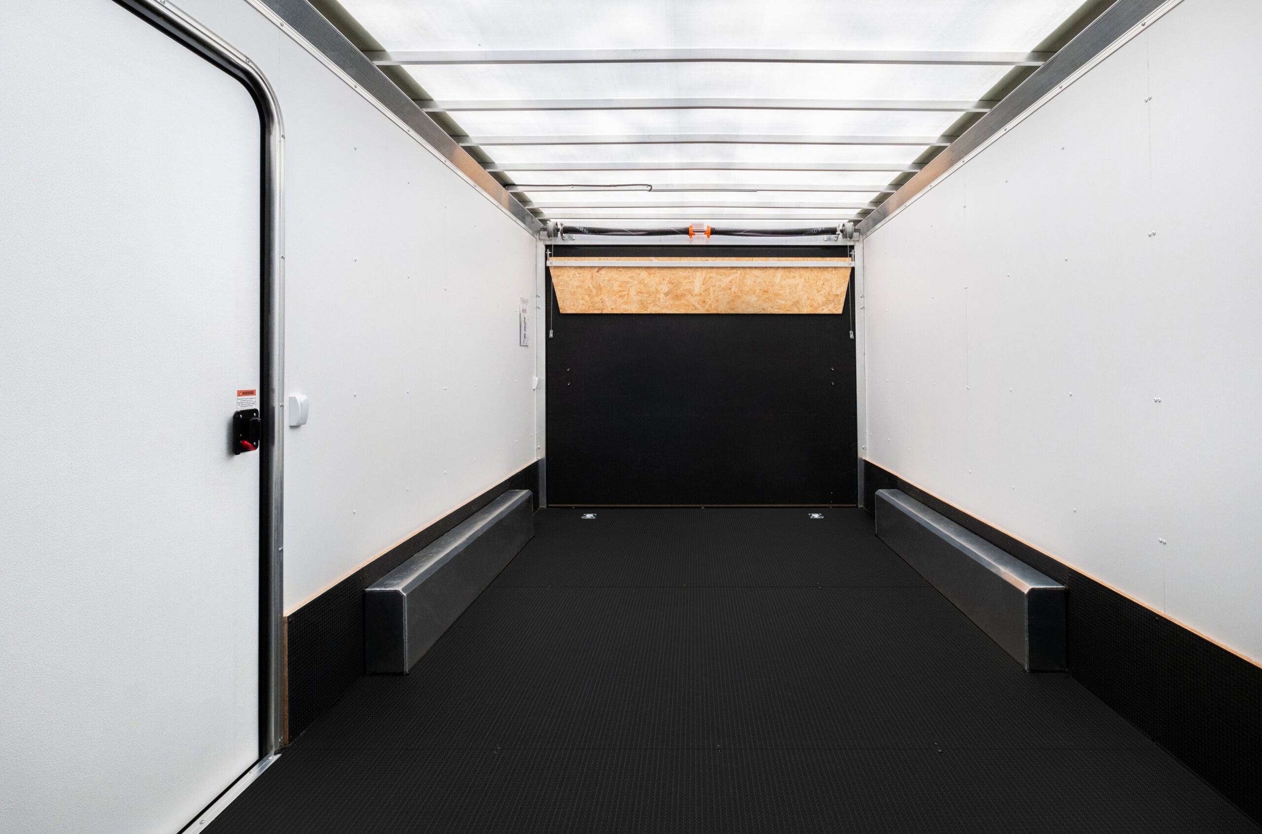 Cargo trailer with translucent roof panel